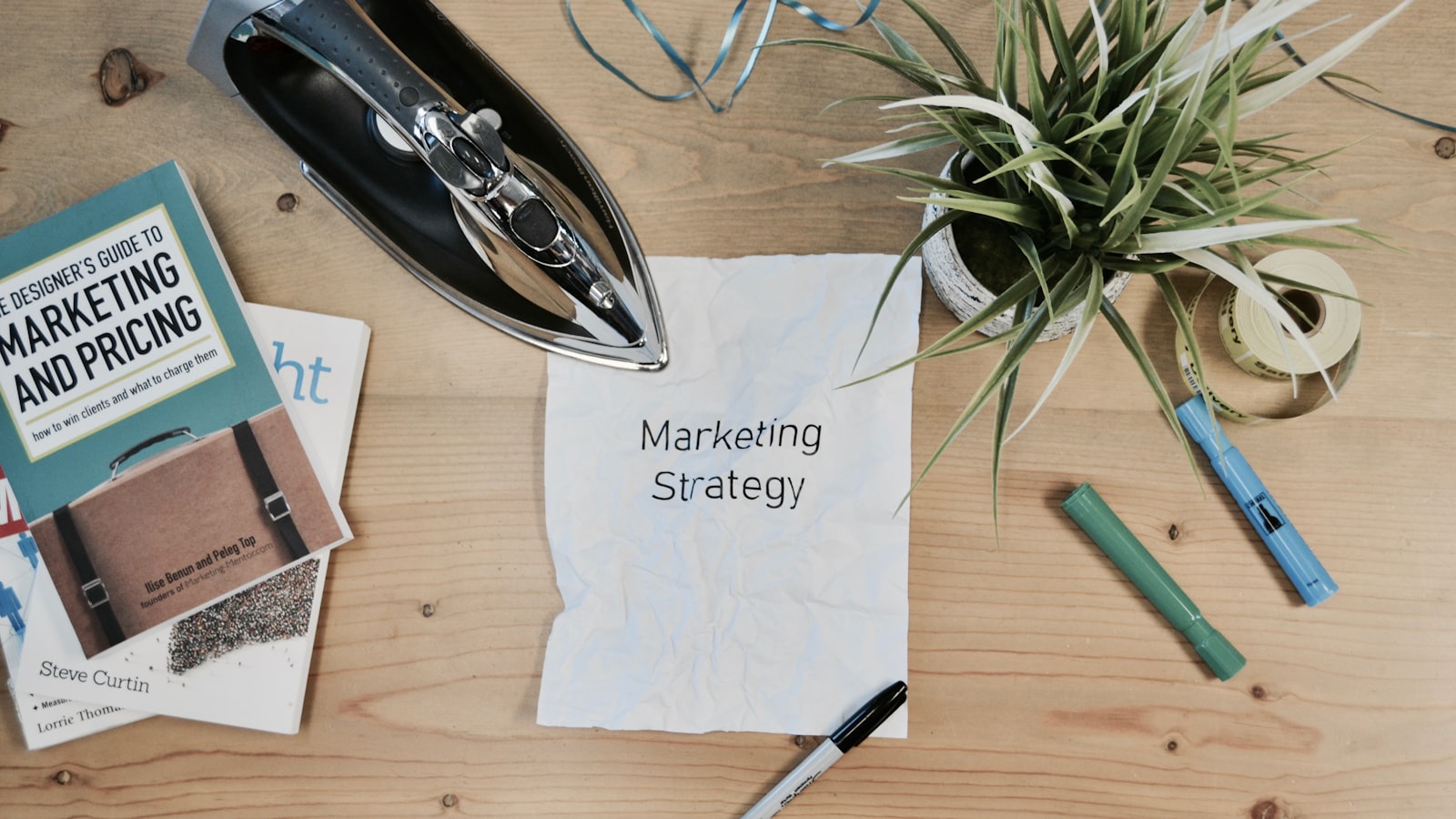 How to Build a Social Media Strategy (SG Guide)