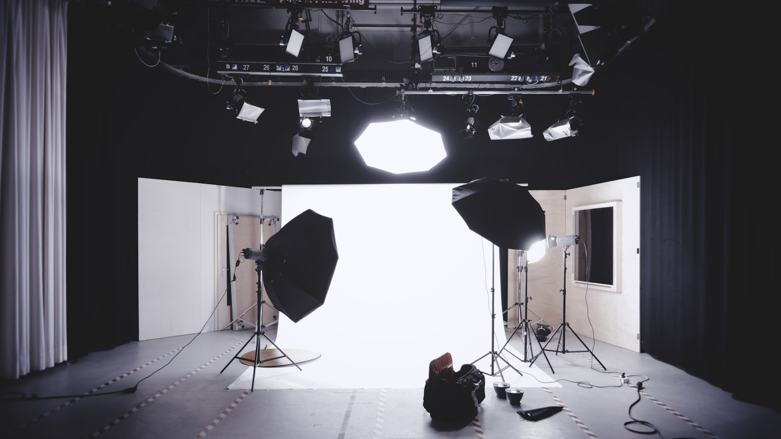 How to Plan a Brand Photoshoot (Step by Step)